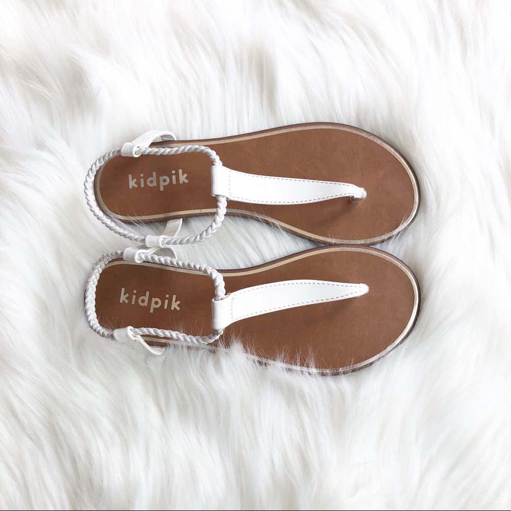 🌸Super cute girls sandals BNWT